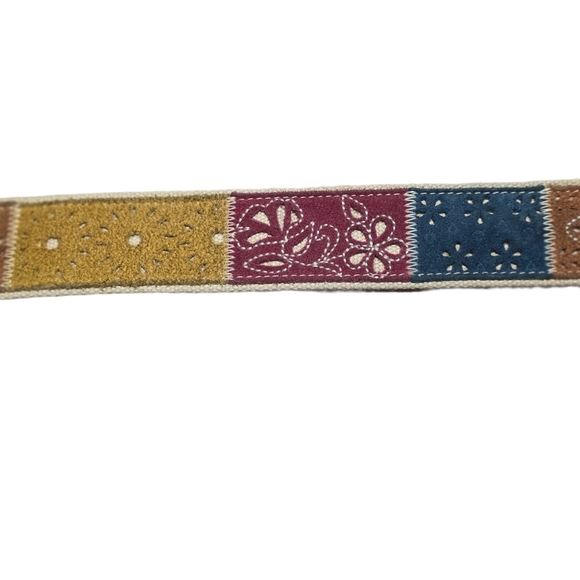 Fossil Vintage Patchwork Suede Boho Belt with Silver Buckle 32" - 36" Waist - Picture 8 of 16